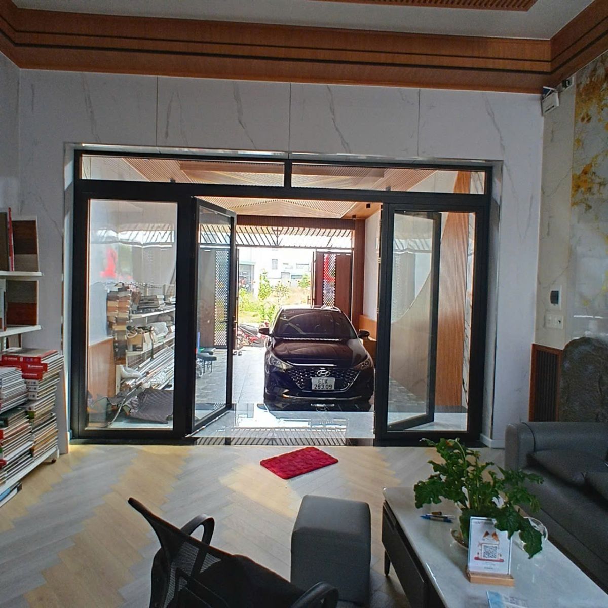 cửa nhôm Xingfa màu đen phòng khách cửa nhôm Xingfa màu đen phòng khách