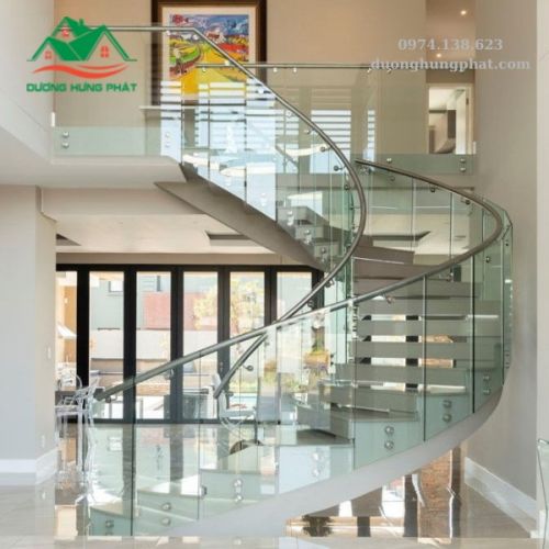 Thi Công Cầu Thang Kính Cường Lực Chuyên Nghiệp Tại Quận 7 TP.HCM 