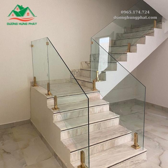 cầu thang kính quận 5 tp.hcm cầu thang kính quận 5 tp.hcm