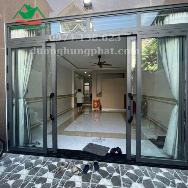 cửa nhôm kính trượt quay