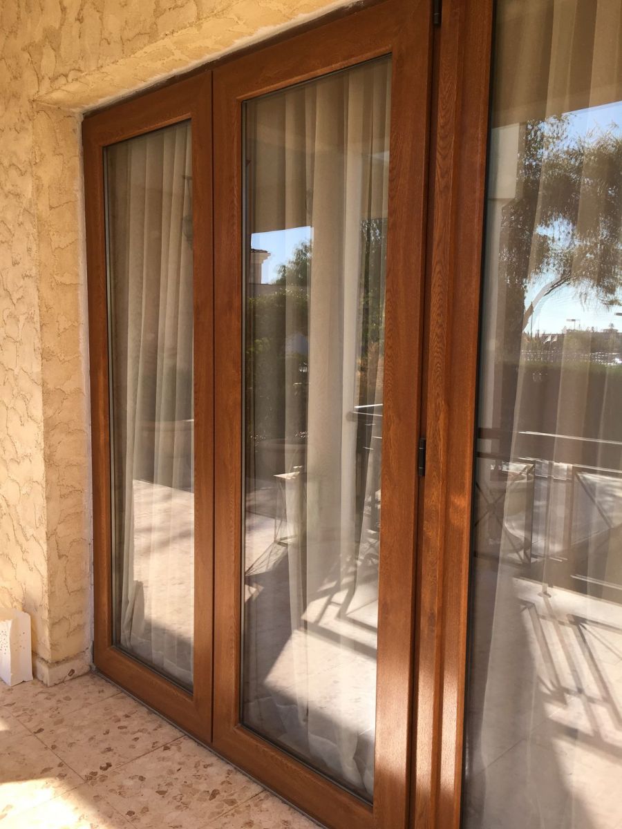 cửa nhôm Xingfa màu vân gỗ rẻ đẹp hiện nay cửa nhôm Xingfa màu vân gỗ rẻ đẹp hiện nay