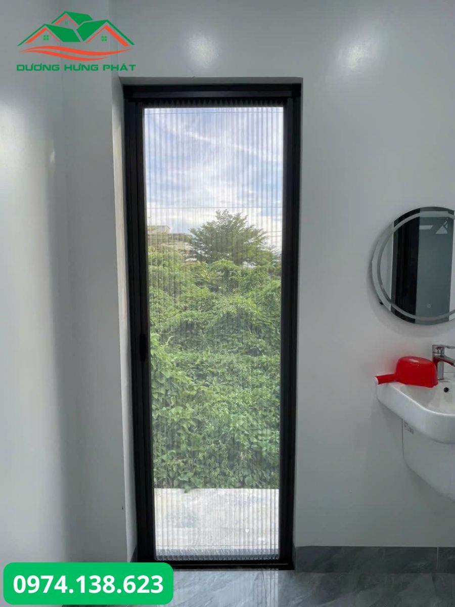 Không gian sống phường Thạnh Mỹ Tây được lắp đặt cửa lưới chống muỗi