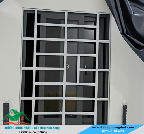 Khung Bảo Vệ Cửa Sổ Bằng Sắt Hộp