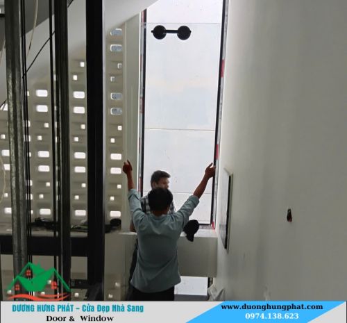 Lắp Đặt Vách Kính Cường Lực Uy Tín Gía Rẻ Tại Quận 2 TP.HCM