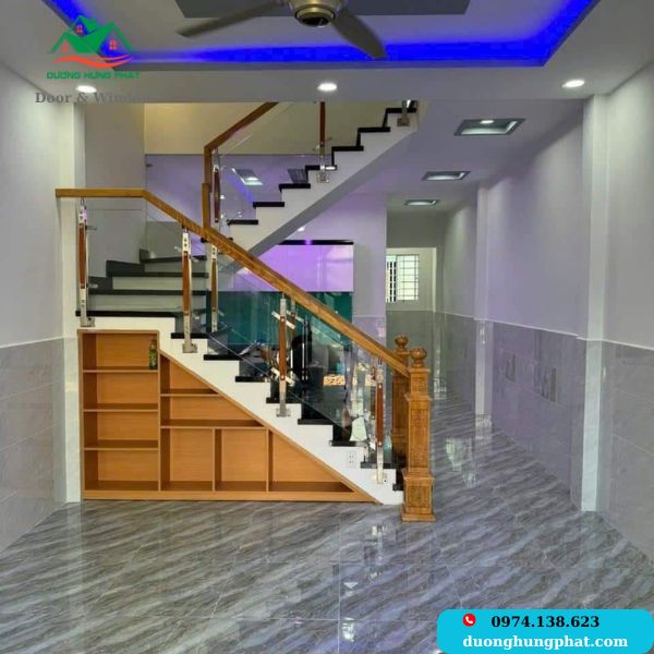 làm cầu thang tay vịn gỗ quận 12
