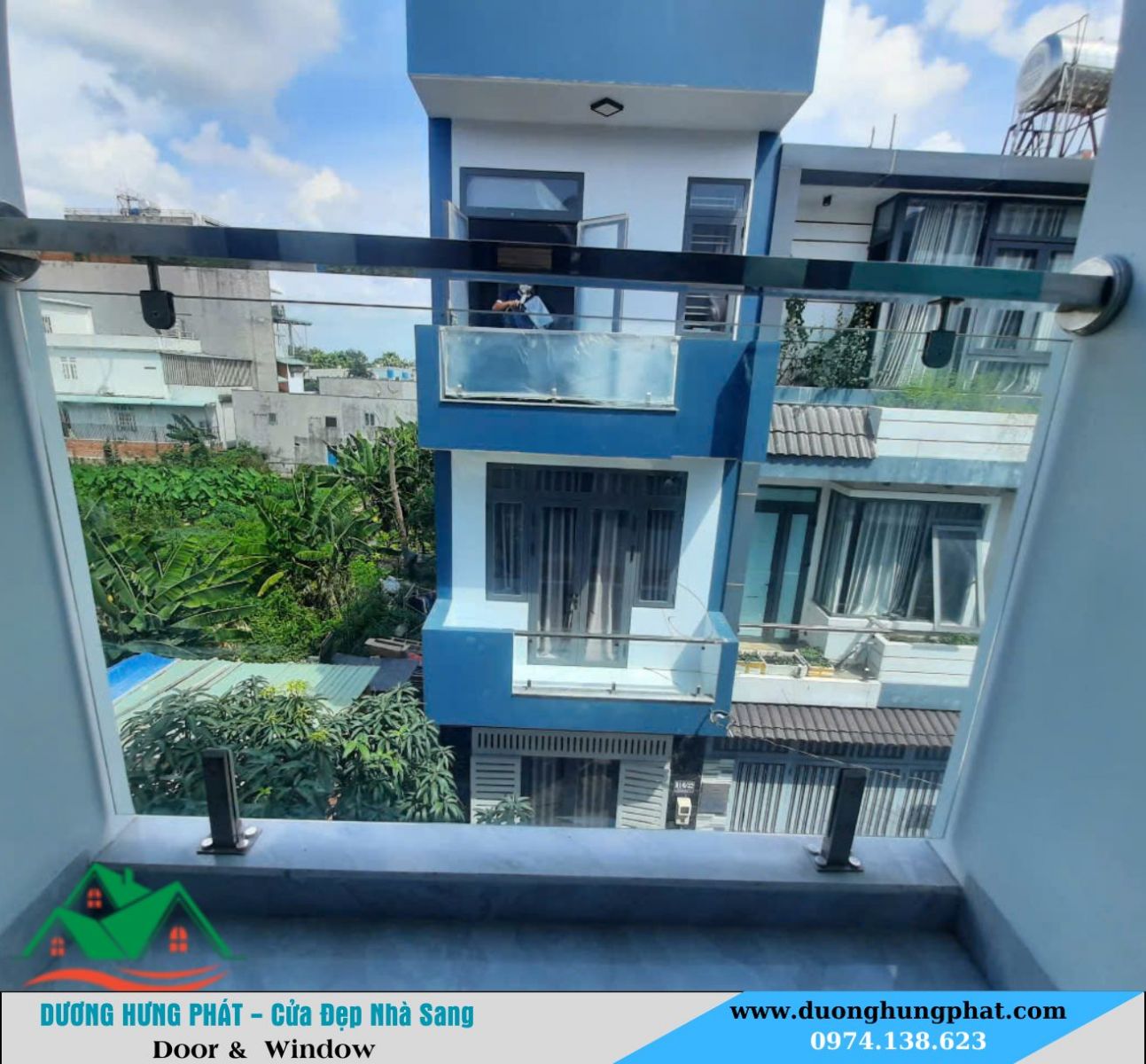lan can kính tại Tân Bình TP.HCM