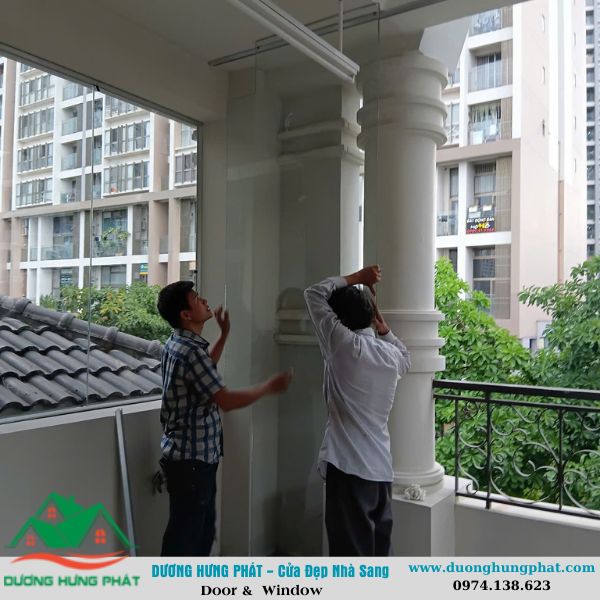 lắp đặt cửa kính cường lực tại Củ Chi