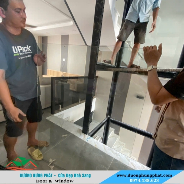 lắp đặt vách kính thang máy giá rẻ tại Bình Tân lắp đặt vách kính thang máy giá rẻ tại Bình Tân