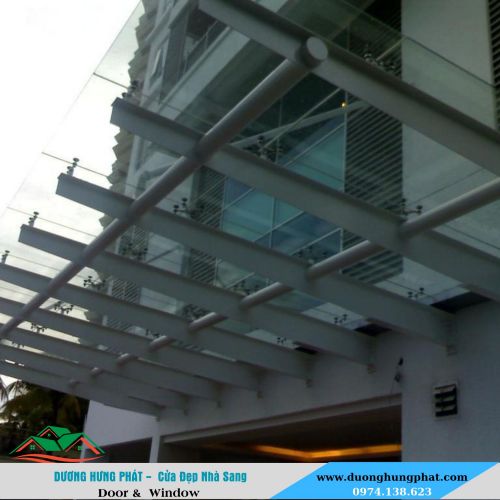 Thi Công Mái Che Kính Cường Lực Chất Lượng Gía RẻTại Tân Bình TP.HCM