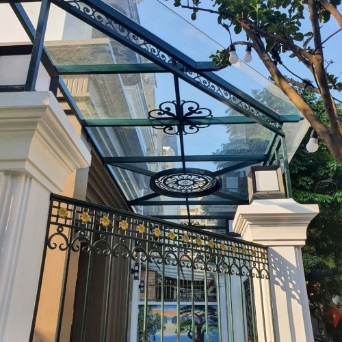 Gia Công, Lắp Đặt Mái Che Kính Cường Lực Gía Rẻ Tại Gò Vấp TP.HCM