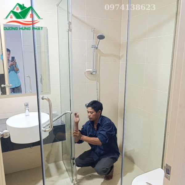 sửa cửa kính phòng tắm quận 7 TP.HCM
