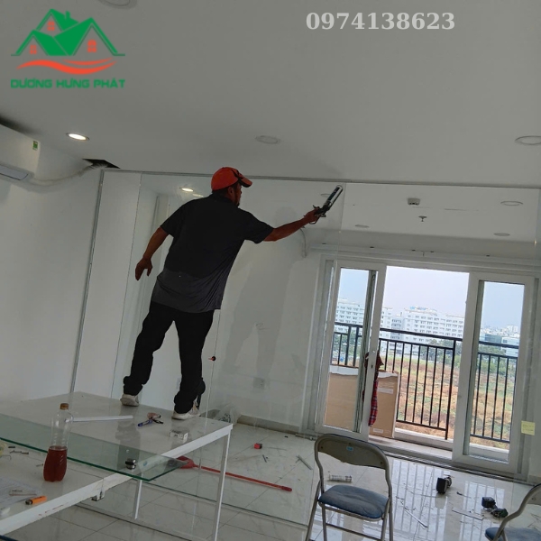 sửa cửa kính lùa treo quận 7 TP.HCM
