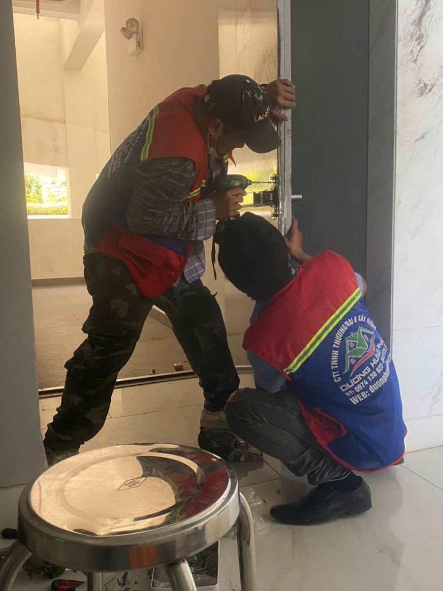 sửa chữa cửa nhôm kính quận 4 TP.HCM