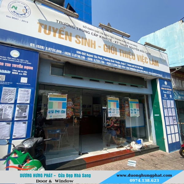 sửa cửa kính tại đường Huỳnh tân Phát quận 7 TP.HCM sửa cửa kính tại đường Huỳnh tân Phát quận 7 TP.HCM