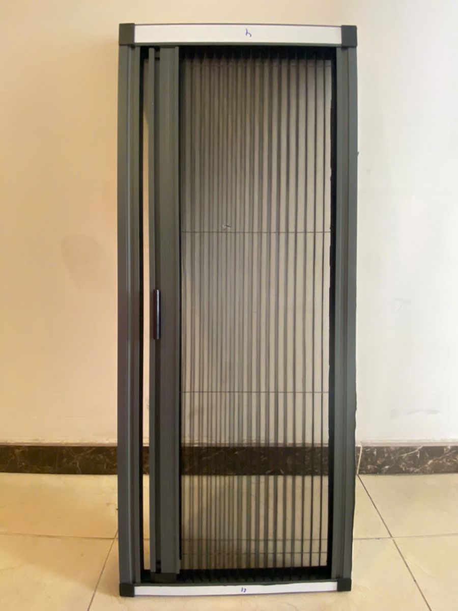 thi công cửa lưới chống muỗi giá rẻ tại quận 8 TP.HCM