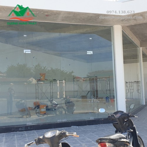 Thi Công Vách Kính Cường Lực Tại Cửu Long Tân Bình TP.HCM