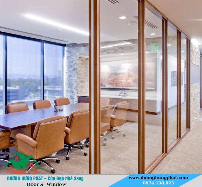 thi công vách ngăn nhôm giả gỗ uy tín giá rẻ tại quận 2 TP.HCM