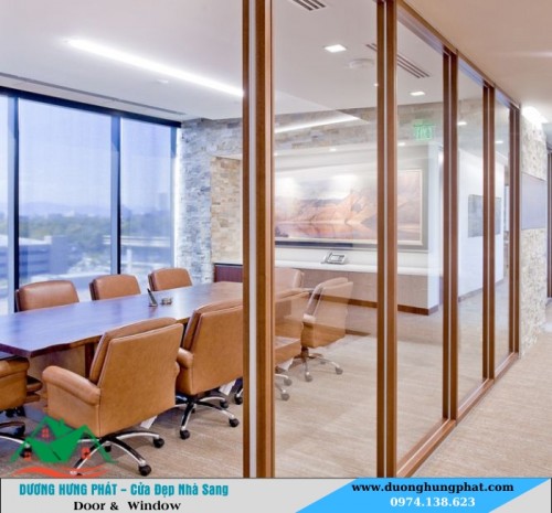 Vách Ngăn Nhôm Gỉa Gỗ Quận 2 TP.HCM - Chuyên Sản Xuất Thi Công