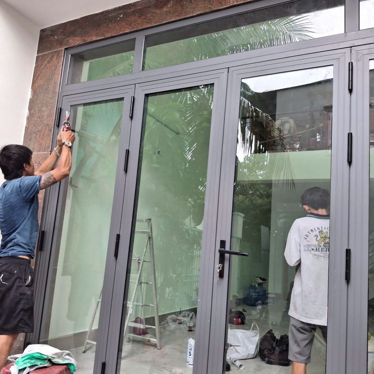 lắp đặt cửa nhôm Xingfa tại Nhà Bè TP.HCM