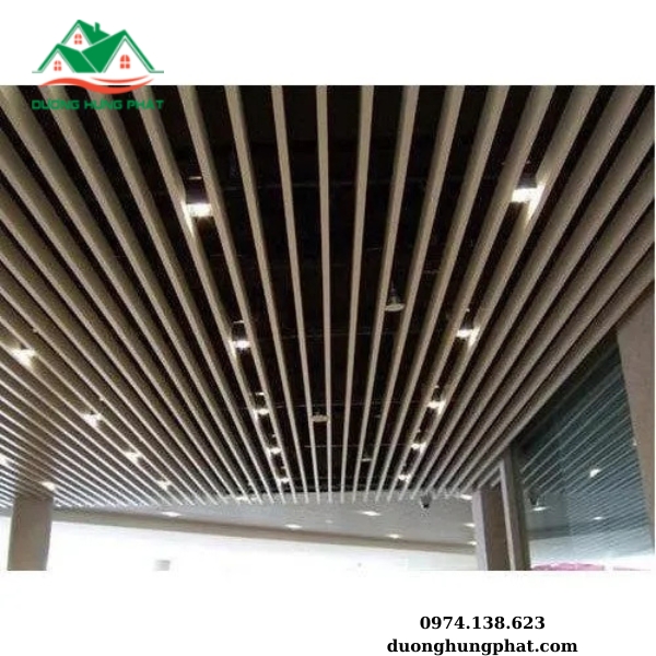 trần nhôm giả gỗ tại Hóc Môn TP.HCM