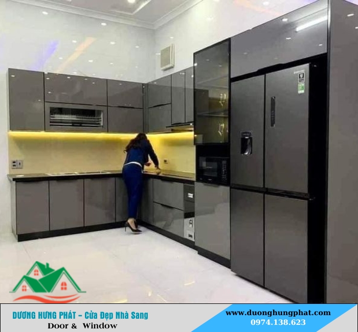 tủ bếp nhôm kính ở Củ Chi