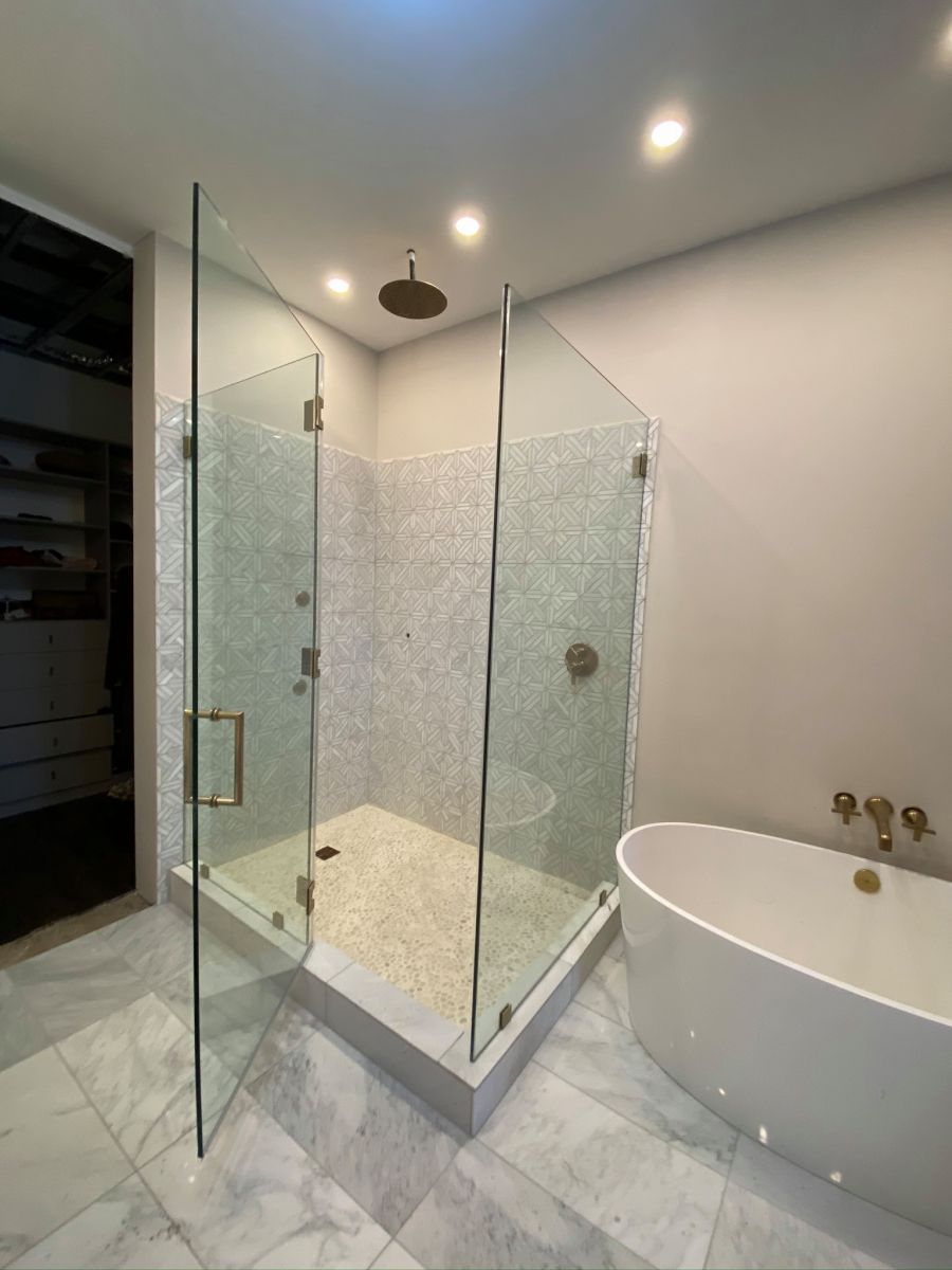 thi công vách kính nhà tắm uy tín giá rẻ tại quận 2 TP.HCM