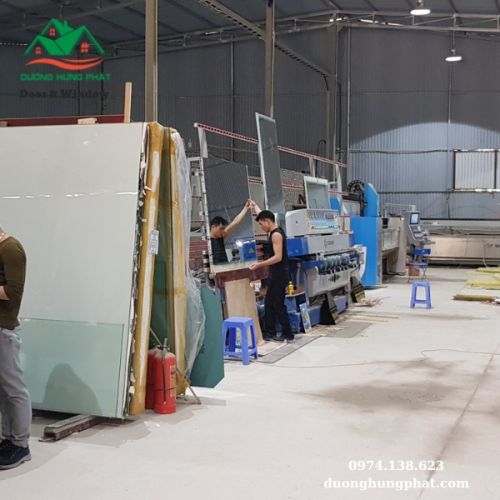 Cắt Kính Cường Lực Uy Tín Gía Rẻ Tại Thủ Đức TP.HCM